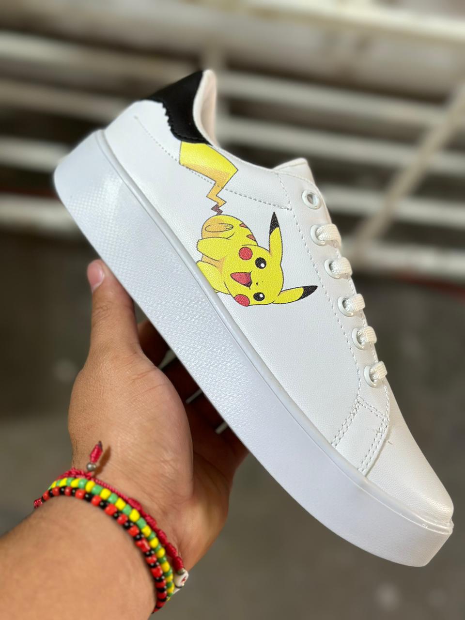 Pikachu | Tenis casual con dibujo de anime