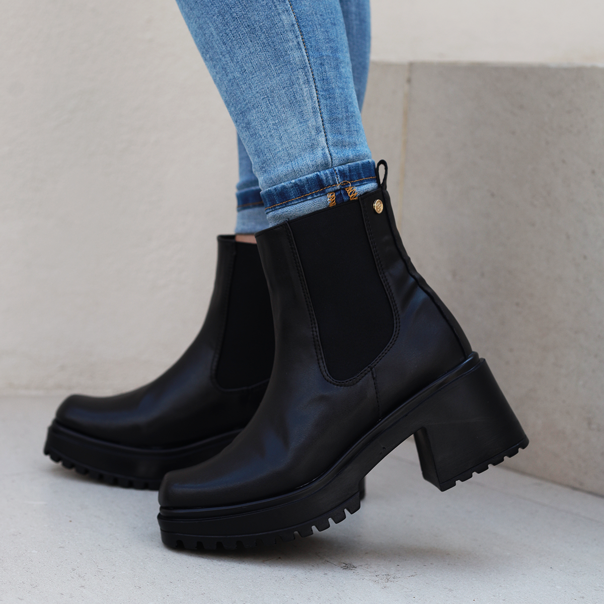 Chelsea Boots Negro |  Botin casual mujer